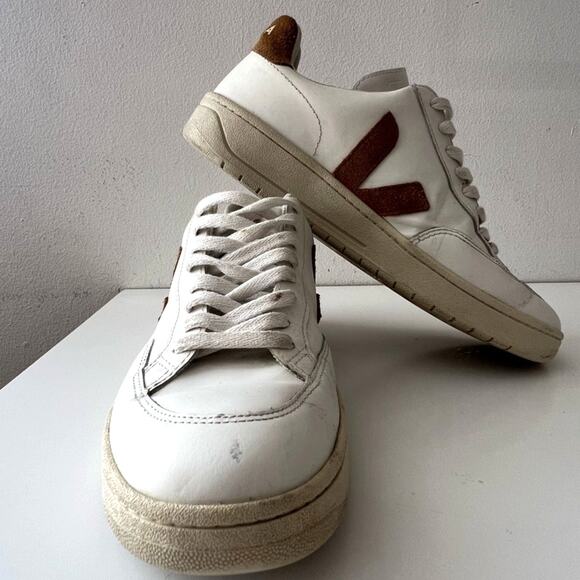 VEJA V 12 Low Top White Leather Casual Sneaker Shoes Lace up Men\'s Sz 9 US T2 B main image 6